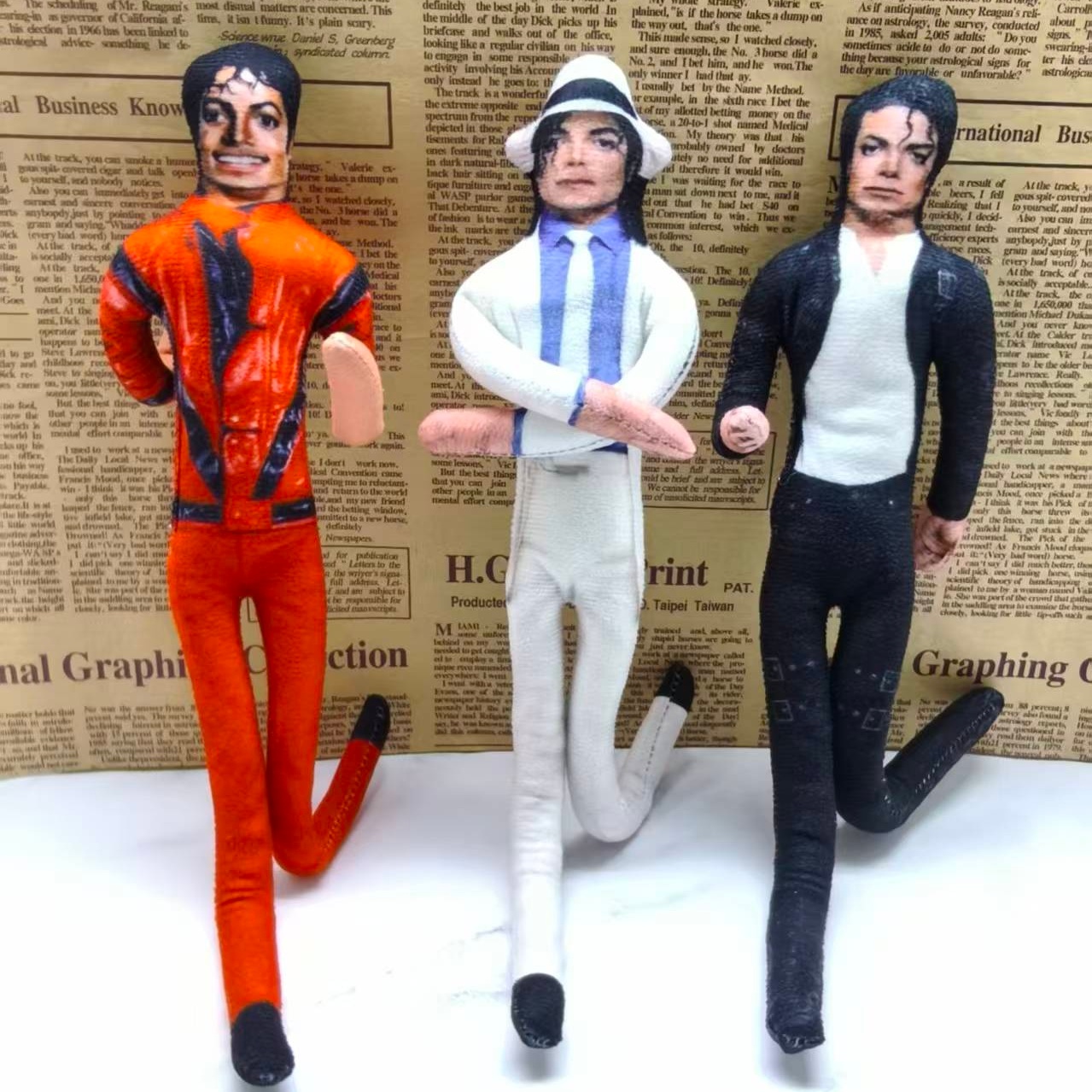 Vintage Collectible And Vintage Dolls - Boneco de Pelúcia Vintage MJ Michael